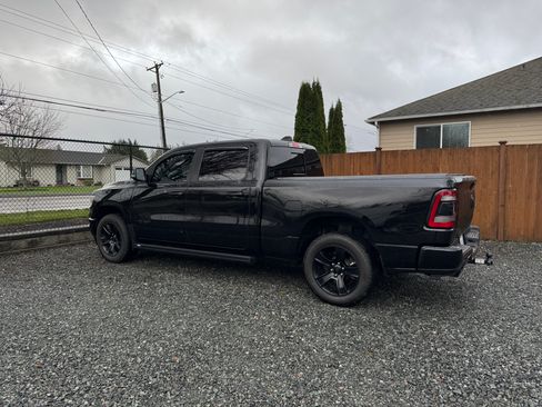 Used 2021 RAM 1500 Big Horn image 4