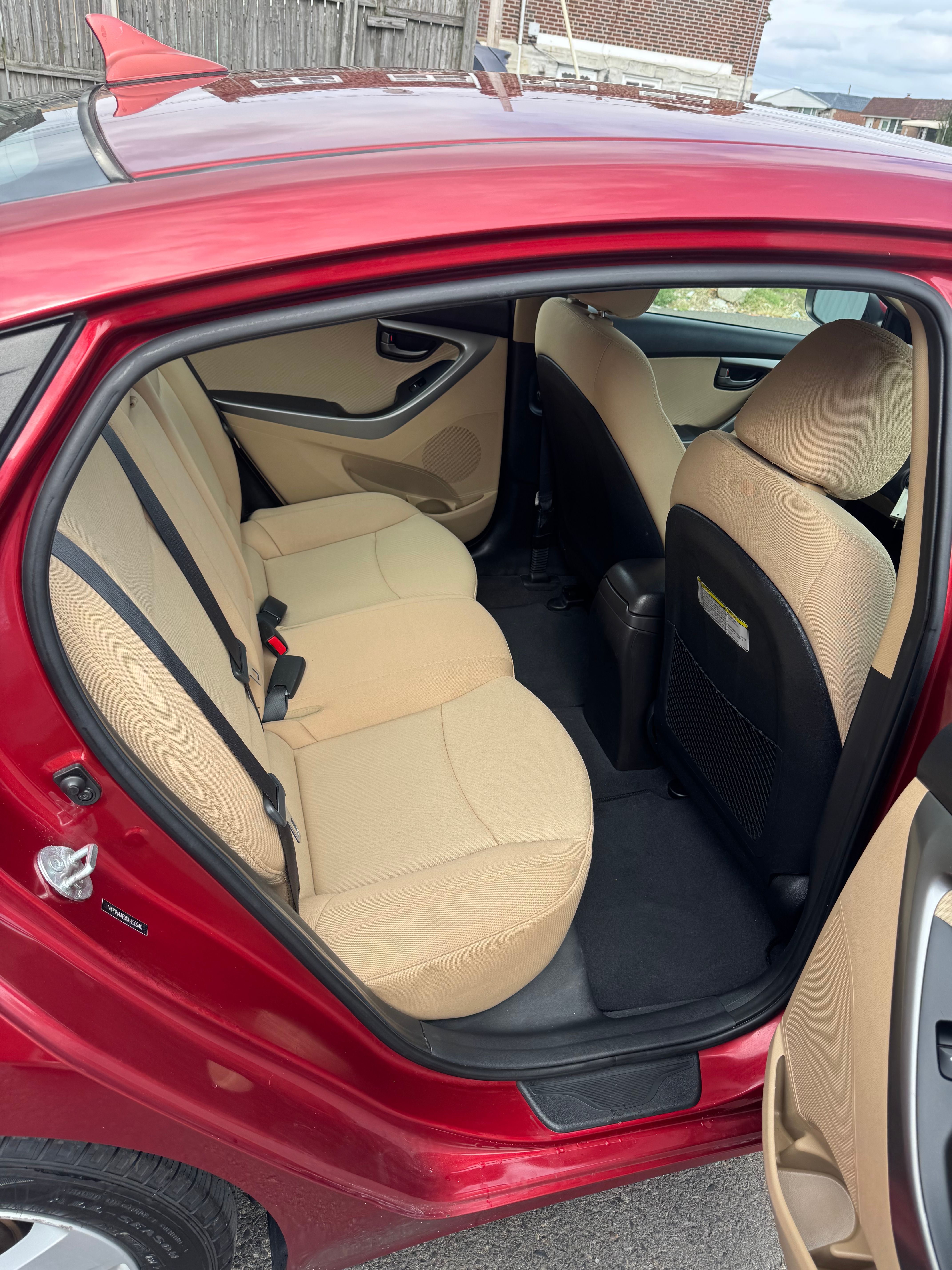 Used 2013 Hyundai Elantra GLS w/ Preferred Pkg FWD image 20