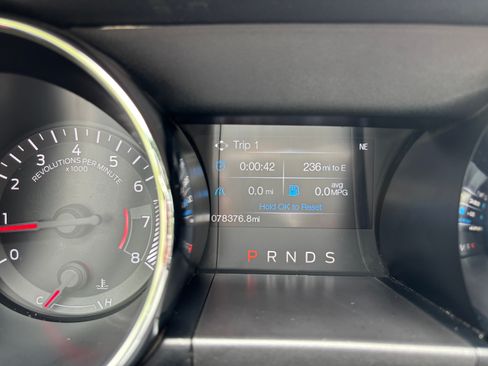 Used 2017 Ford Mustang GT Premium RWD image 17
