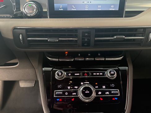 Used 2020 Lincoln Corsair FWD image 8