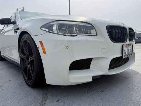Used 2014 BMW M5 image 10