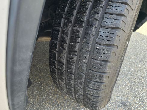 Used 2016 Jeep Grand Cherokee Laredo w/ Quick Order Package 23E image 8