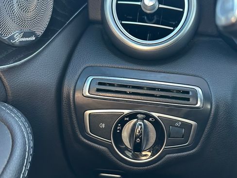 Used 2017 Mercedes-Benz C 300 4MATIC Sedan image 15