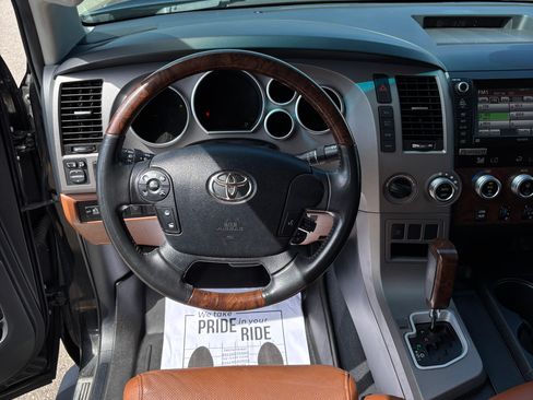 Used 2012 Toyota Tundra Limited w/ Platinum Pkg AWD/4WD image 6