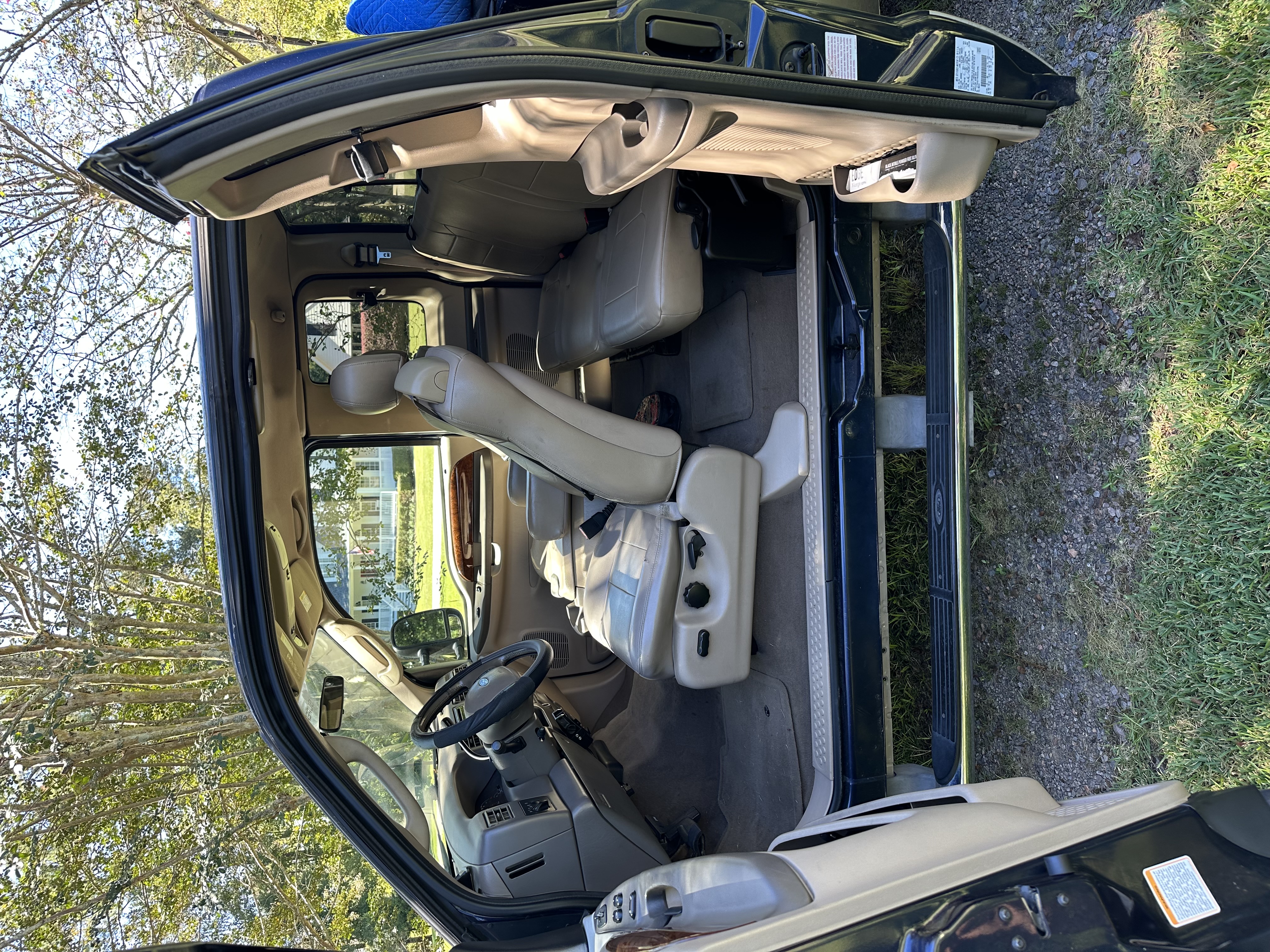 Used 2003 Ford F250 Lariat AWD/4WD image 17