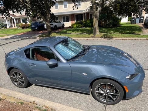 Used 2022 MAZDA MX-5 Miata RF Grand Touring image 11