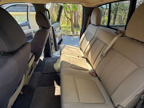 Used 2010 Ford F150 XLT AWD/4WD image 5