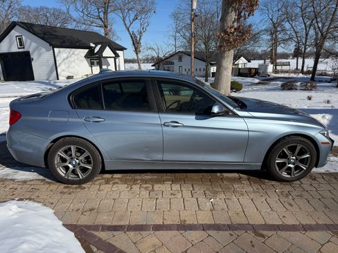 Used 2014 BMW 328i xDrive 328i xDrive Sedan 4D image 2