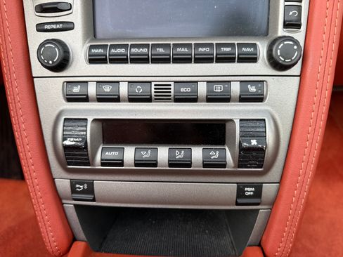 Used 2005 Porsche Boxster S image 26