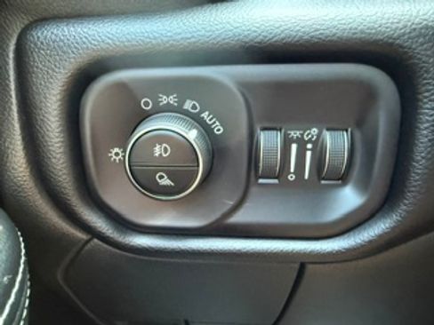 Used 2024 RAM 2500 Laramie w/ Night Edition AWD/4WD image 21
