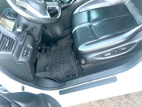 Used 2019 Nissan Leaf SL Plus image 10