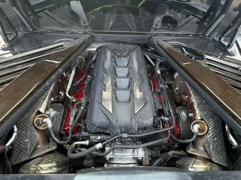 Used 2020 Chevrolet Corvette Stingray Premium Cpe w/ 3LT Preferred Equipment Group RWD image 16