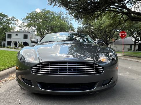 Used 2007 Aston Martin DB9 Coupe RWD image 4