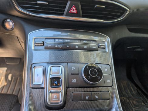 Used 2022 Hyundai Santa Fe Blue image 6