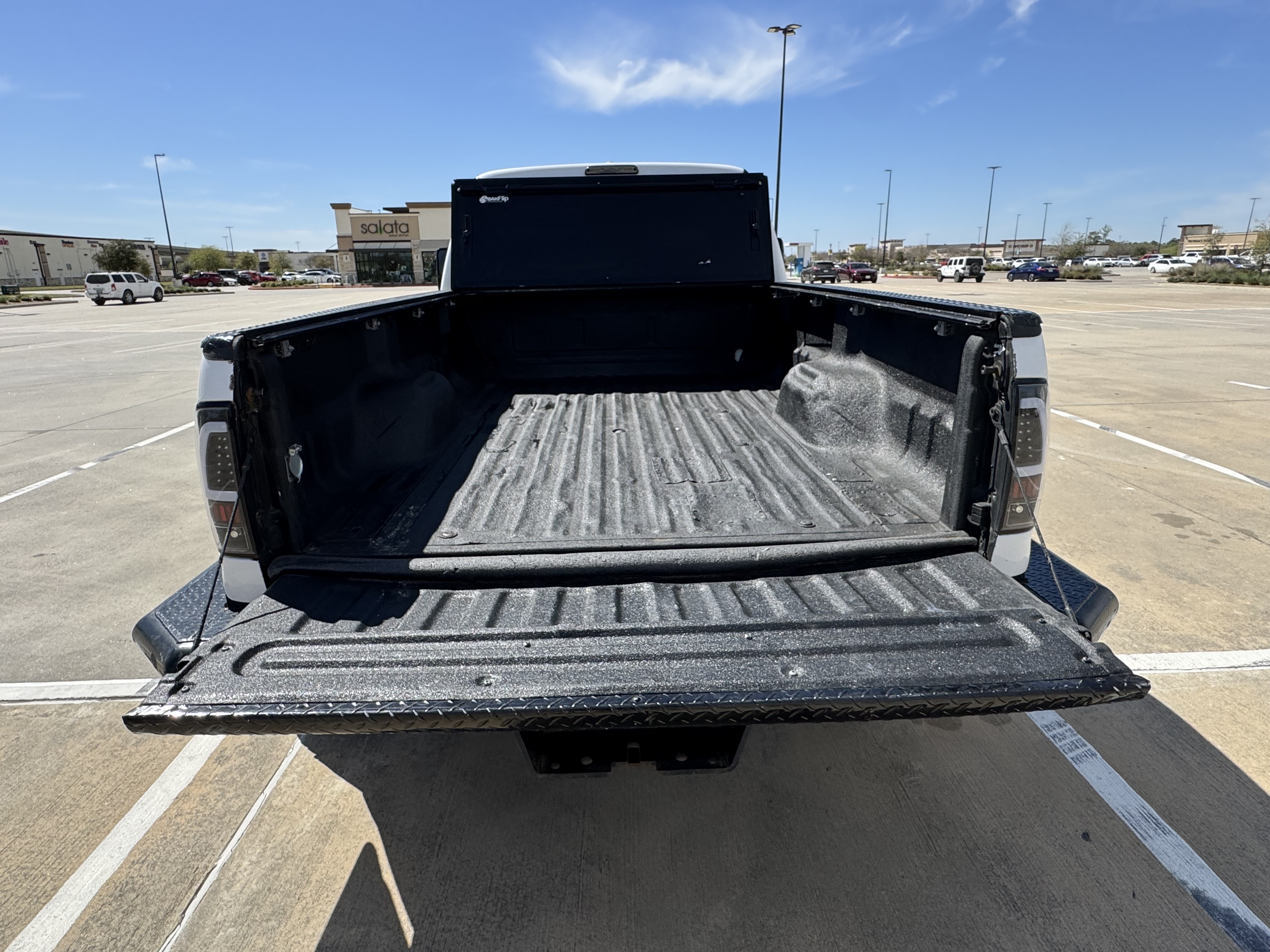 Used 2004 Ford F350 XL AWD/4WD image 4