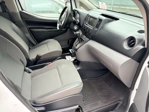 Used 2021 Nissan NV200 S image 14