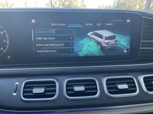 Used 2020 Mercedes-Benz GLS 450 4MATIC image 20