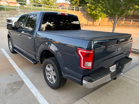 Used 2015 Ford F150 XLT w/ Equipment Group 301A Mid AWD/4WD image 9
