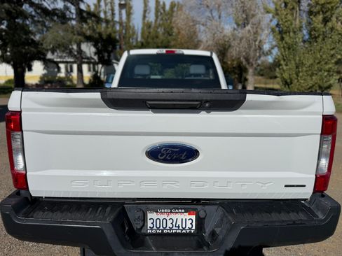 Used 2017 Ford F350 XL image 2