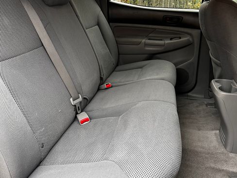 Used 2011 Toyota Tacoma PreRunner image 20