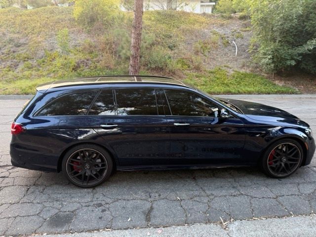 Used 2021 Mercedes-Benz E 63 AMG S image 5