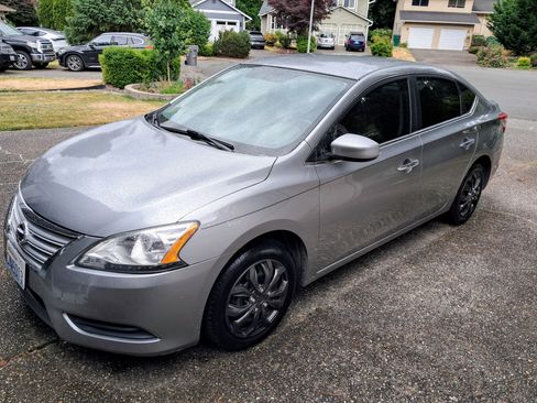 Used 2014 Nissan Sentra SV w/ SV Driver Package image 2