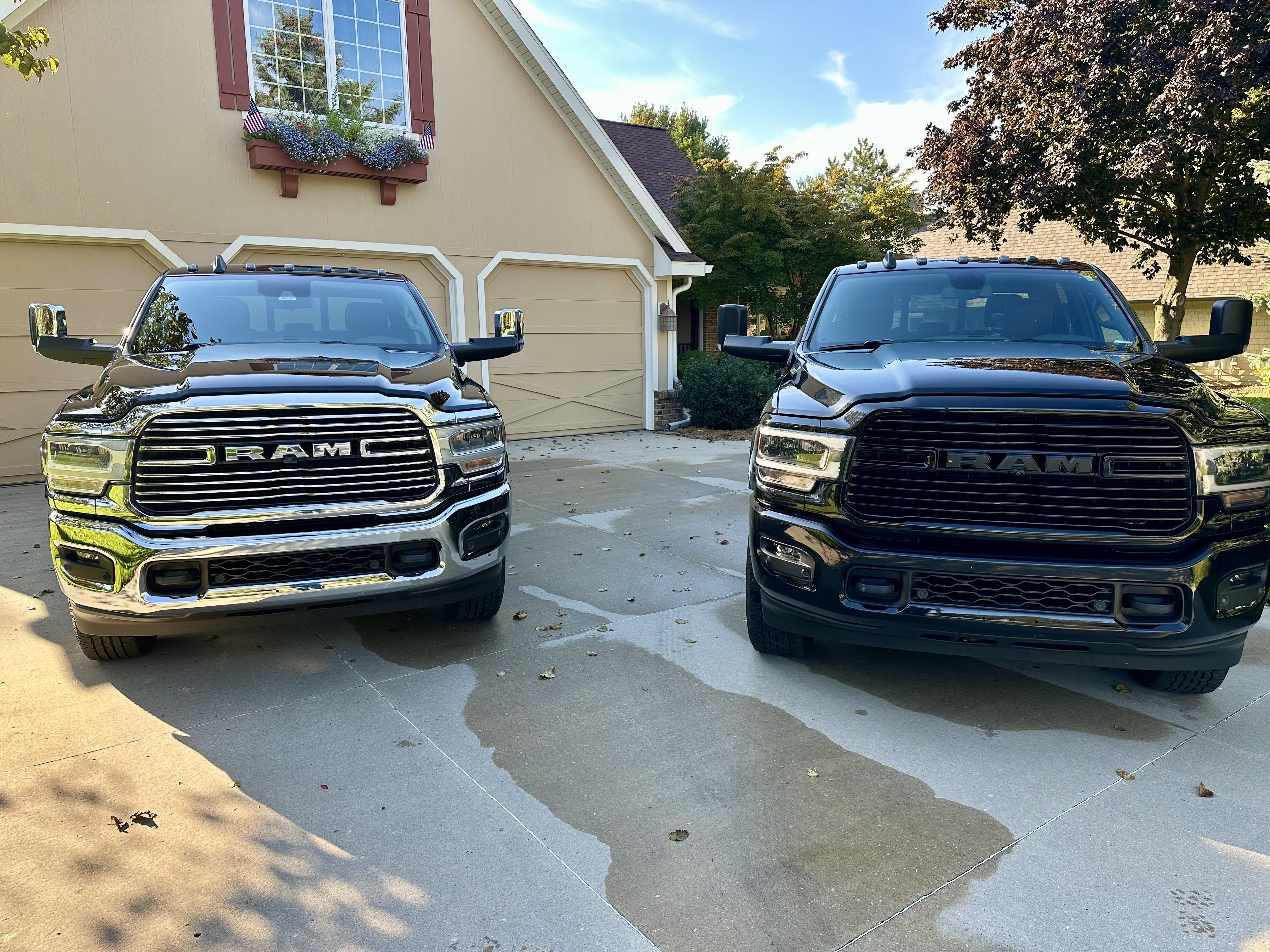 Used 2021 RAM 3500 Laramie w/ Night Edition AWD/4WD image 22