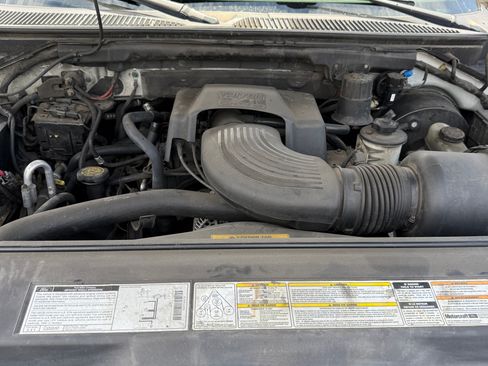Used 2000 Ford Expedition XLT RWD image 6