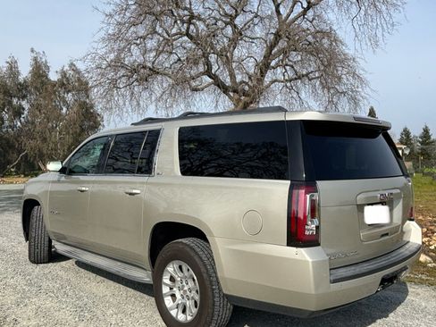 Used 2015 GMC Yukon XL SLT w/ Open Road Package image 6