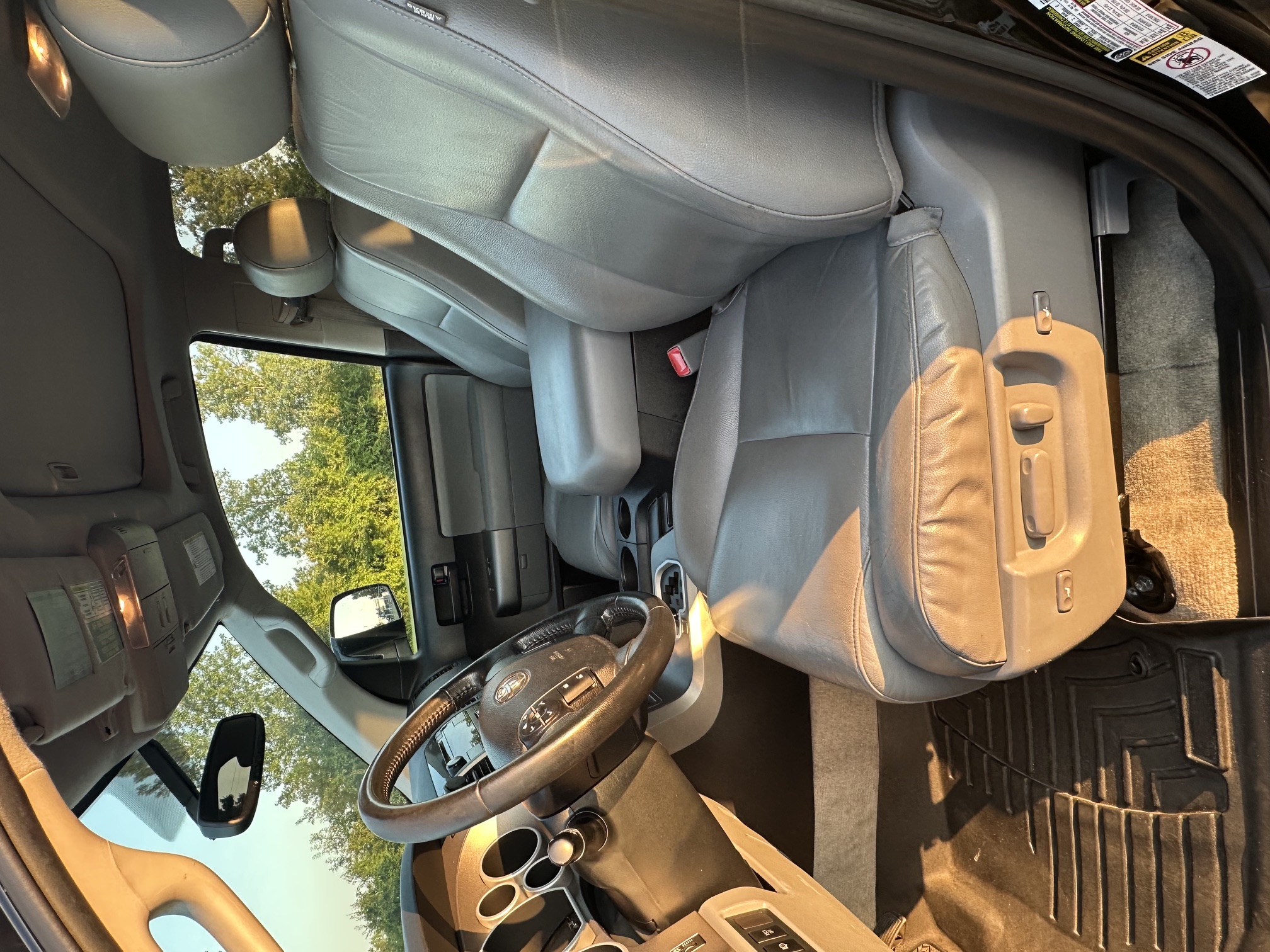 Used 2011 Toyota Sequoia SR5 w/ Premium Pkg AWD/4WD image 14