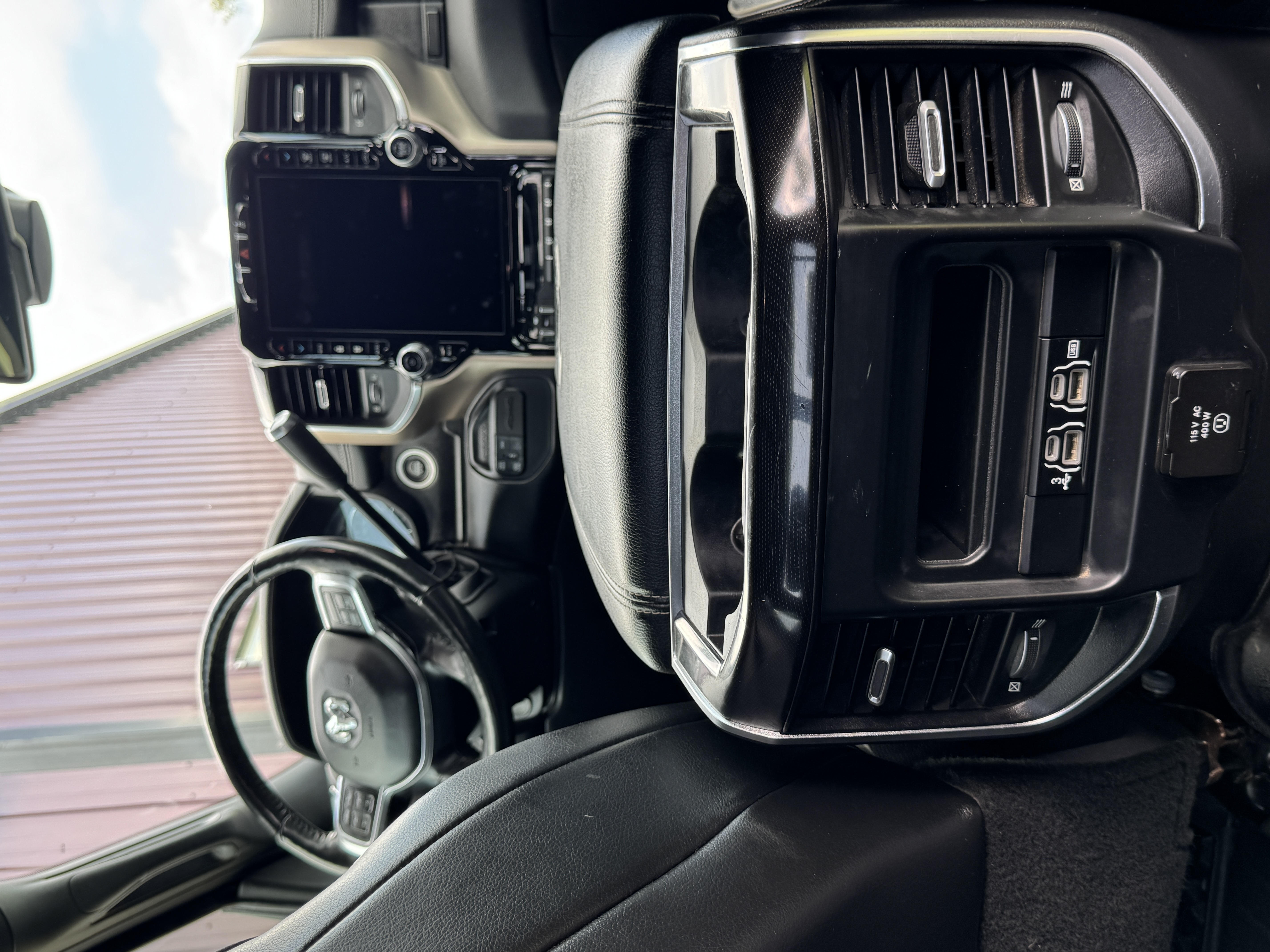 Used 2019 RAM 2500 Laramie AWD/4WD image 6