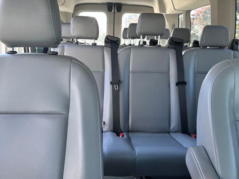 Used 2016 Ford Transit 350 XL image 11