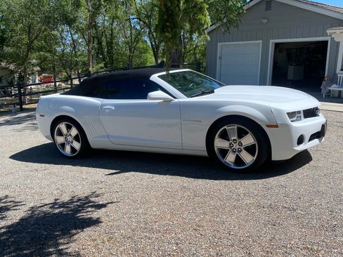 Used 2013 Chevrolet Camaro LT w/ RS Package RWD image 8
