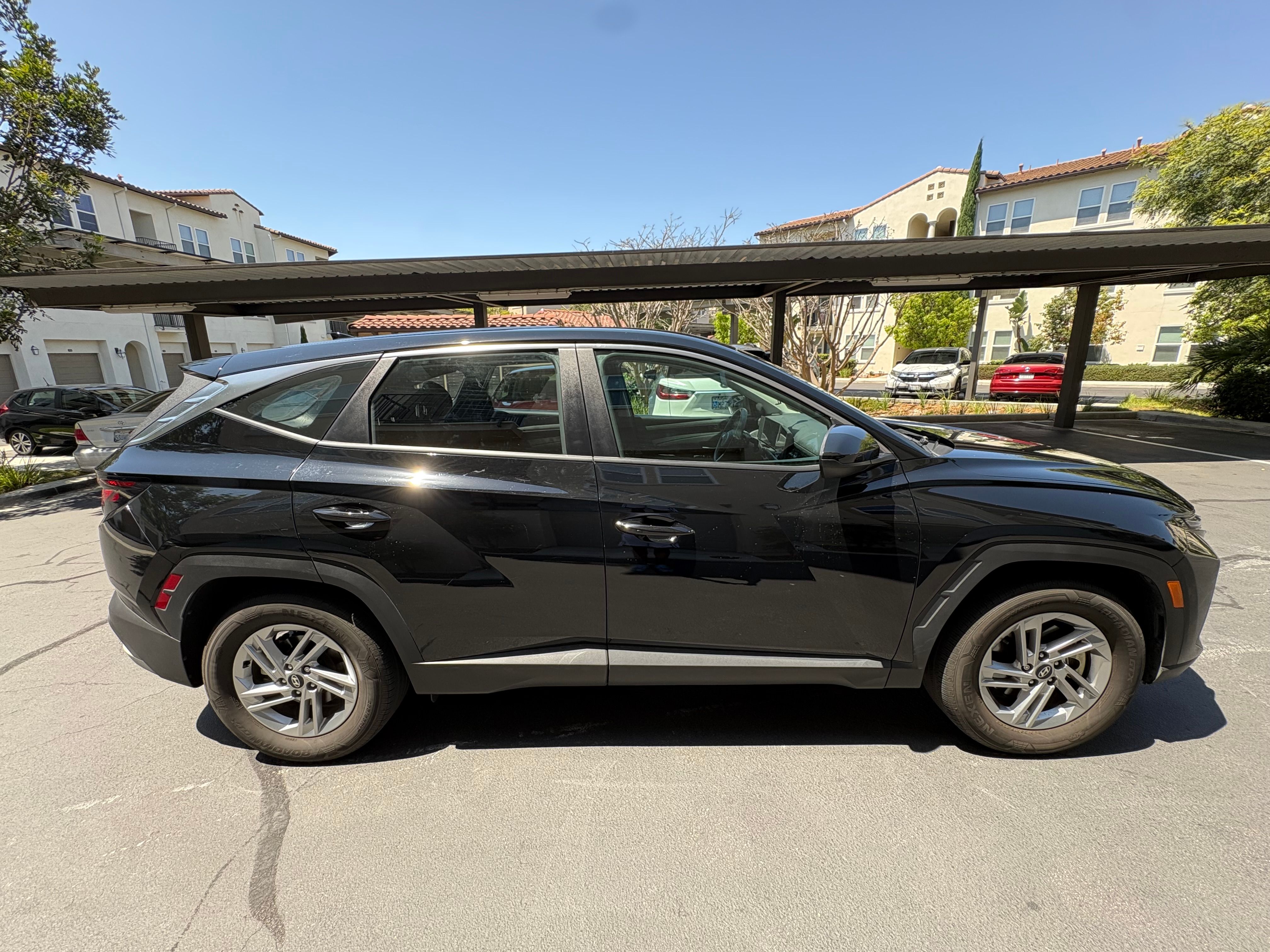Used 2025 Hyundai Tucson SE FWD image 9