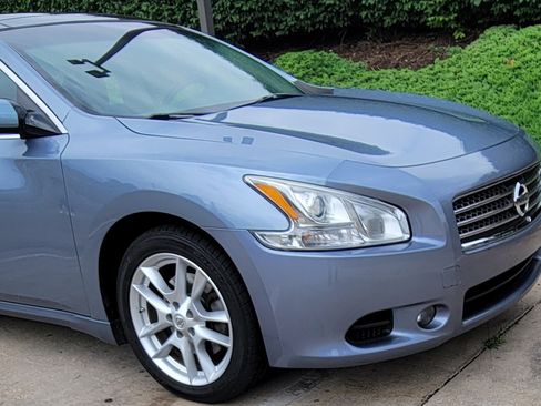 Used 2011 Nissan Maxima 3.5 SV w/ Premium Pkg FWD image 11