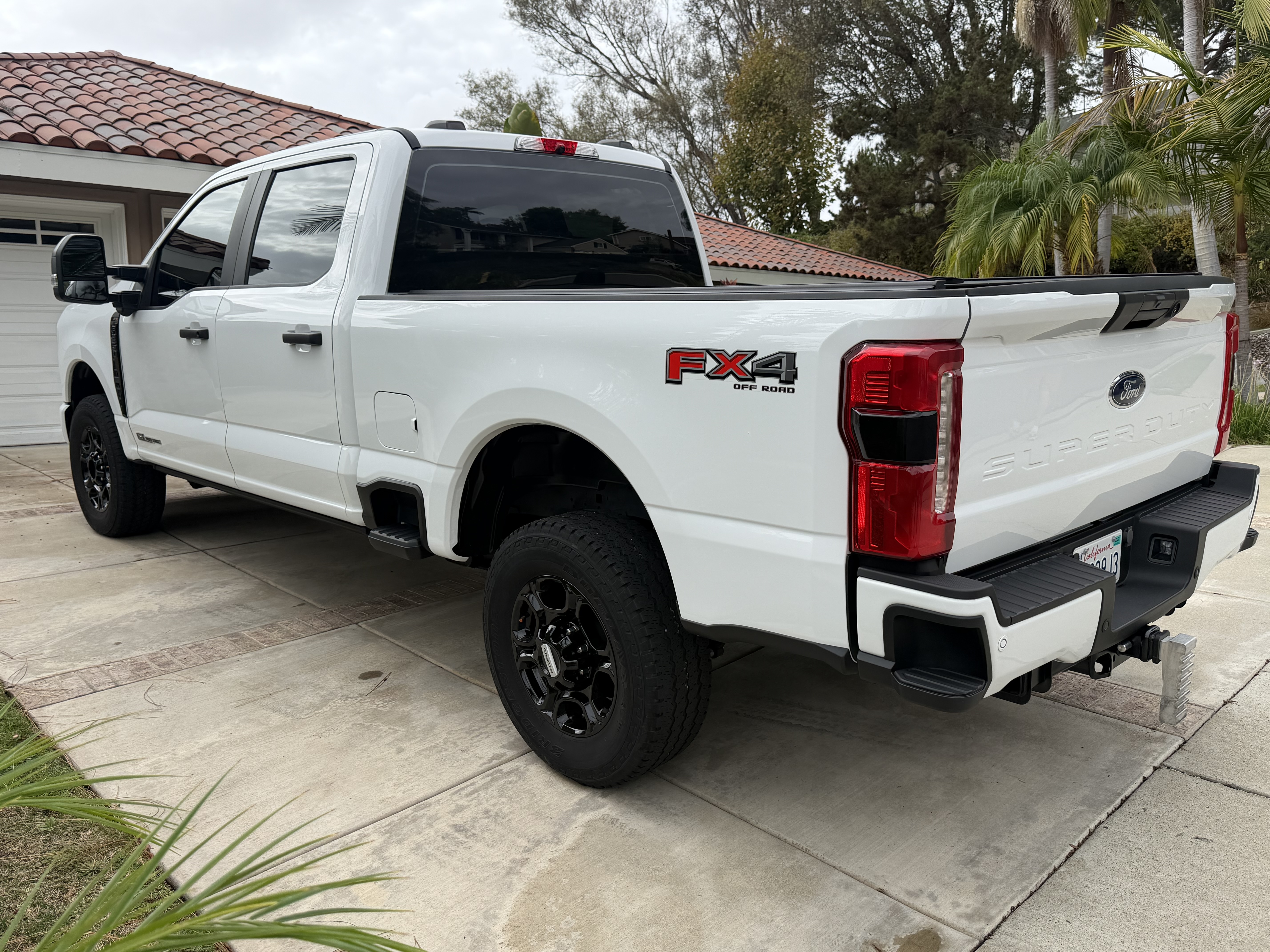Used 2024 Ford F250 XL w/ STX Appearance Package AWD/4WD image 5
