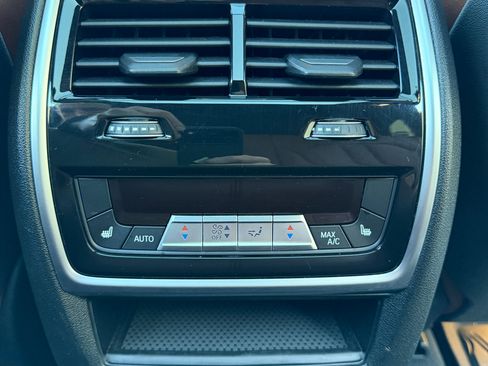 Used 2021 BMW X5 M50i w/ Executive Package image 19