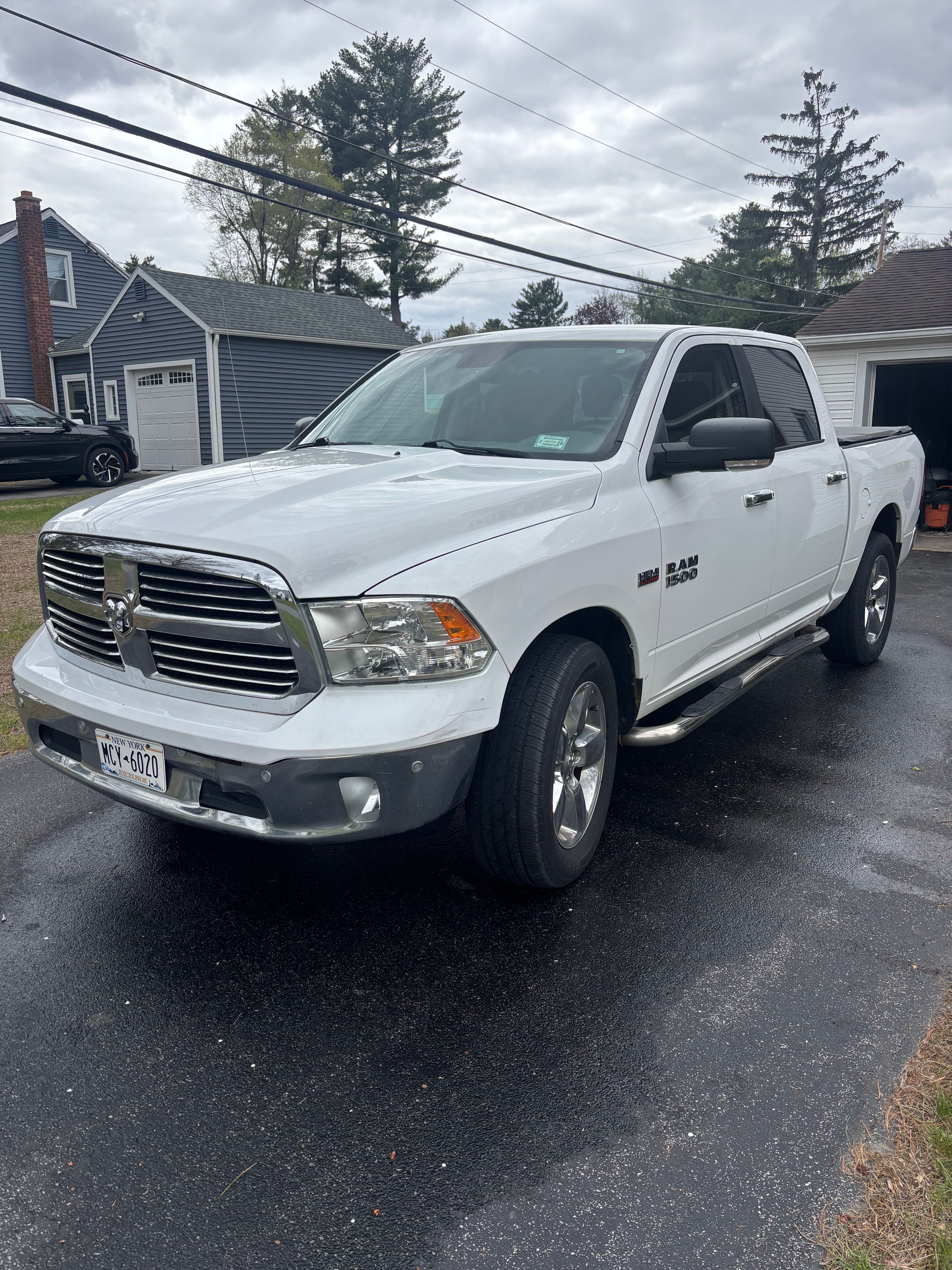Used 2015 RAM 1500 Big Horn AWD/4WD image 2