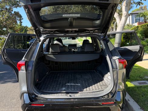 Used 2021 Toyota RAV4 XSE w/ Premium Package AWD/4WD image 11
