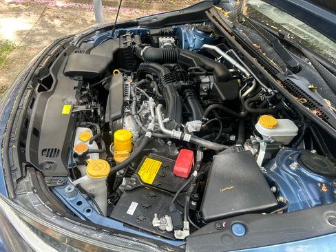 Used 2021 Subaru Crosstrek 2.0i Premium image 12