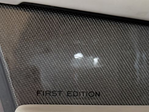 Used 2018 Land Rover Range Rover Velar image 29