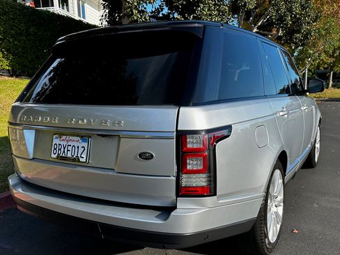 Used 2017 Land Rover Range Rover Supercharged image 8