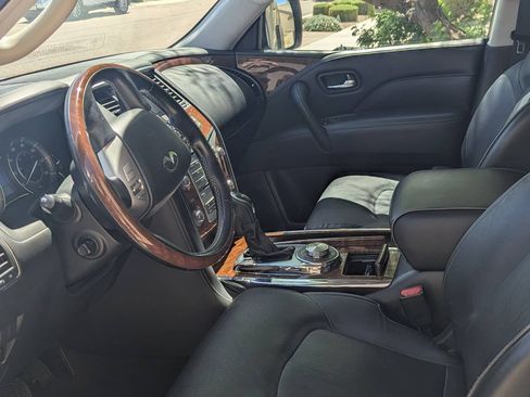 Used 2019 INFINITI QX80 Luxe image 8