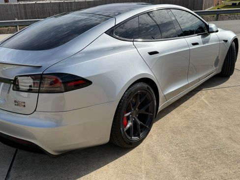 Used 2024 Tesla Model S Plaid AWD/4WD image 11
