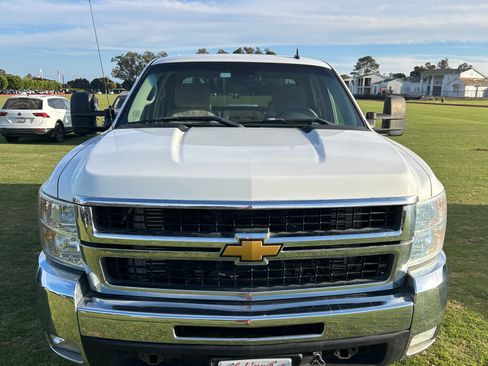 Used 2007 Chevrolet Silverado 2500 LTZ w/ Safety Package AWD/4WD image 16
