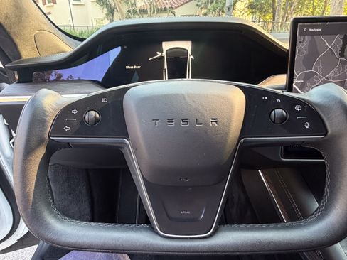 Used 2022 Tesla Model S Standard Range AWD/4WD image 11