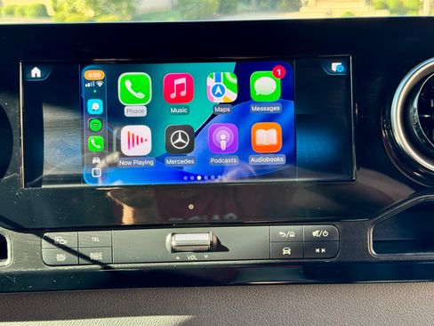 Used 2019 Mercedes-Benz Sprinter 1500 image 26