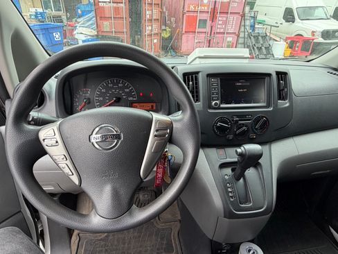Used 2021 Nissan NV200 SV FWD image 9