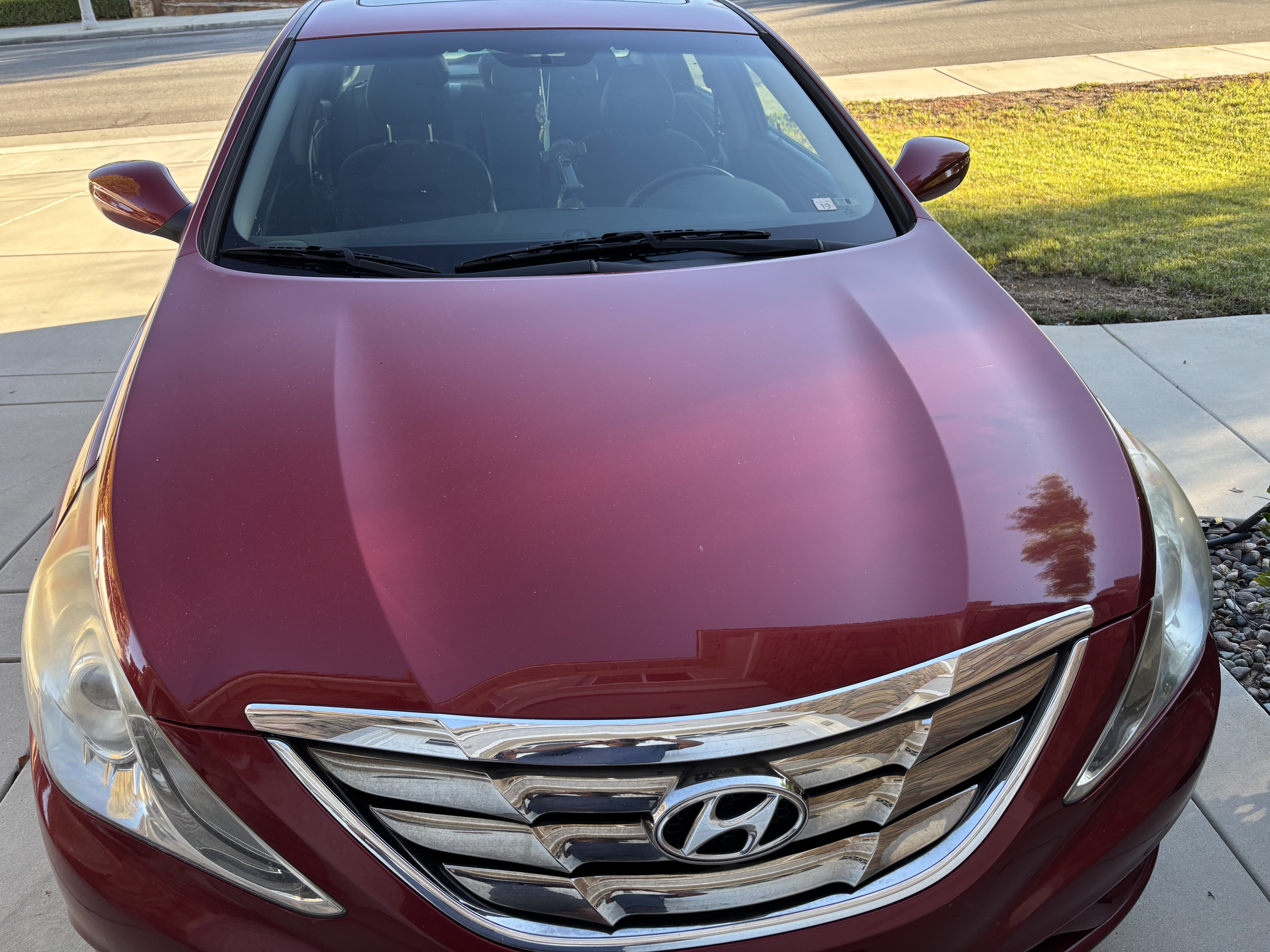Used 2011 Hyundai Sonata SE w/ Navigation & Sunroof Pkg 4 FWD image 1