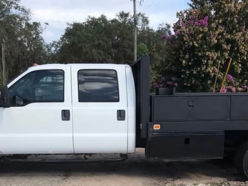 Used 2008 Ford F450 176 W.B. 4D image 1